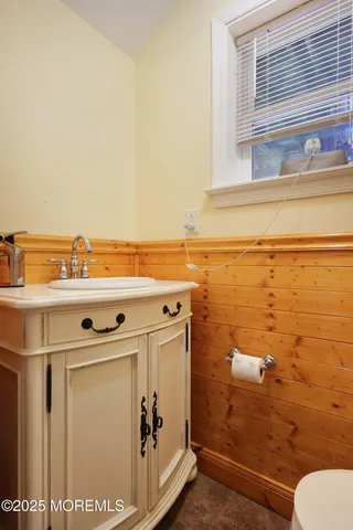 a view of bathroom with toilet