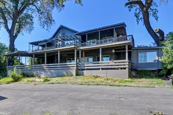 $1,095,000 | 2181 Garden Highway, Sacramento, CA 95833