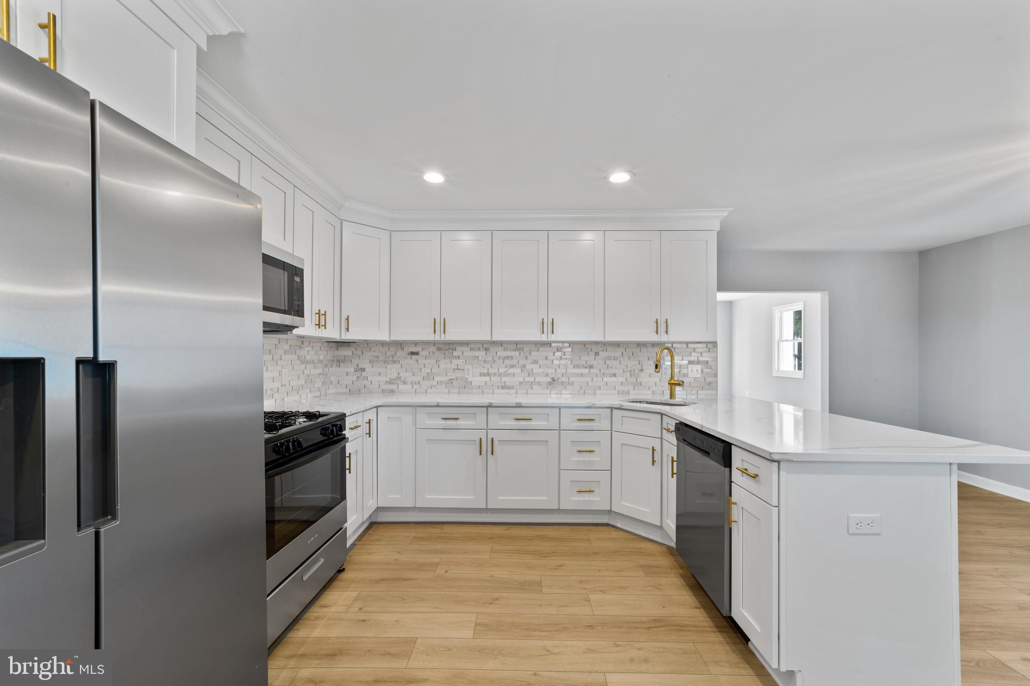 1994 Melvina Road Deptford, NJ 08096 - Photo 12 of 28 Gallery Image 12