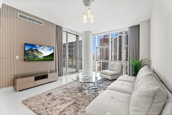 $11,000 | Park West, Miami, FL 33132