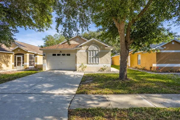 $300,000 | 10401 Lakeside Vista Drive, Riverview, FL 33569