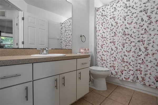 $300,000 | 10401 Lakeside Vista Drive, Riverview, FL 33569