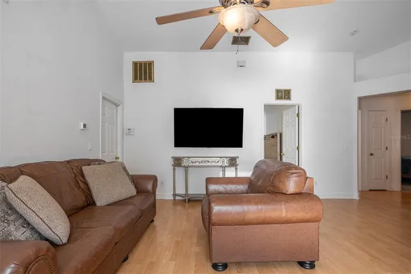$300,000 | 10401 Lakeside Vista Drive, Riverview, FL 33569