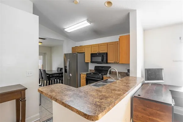 $300,000 | 10401 Lakeside Vista Drive, Riverview, FL 33569