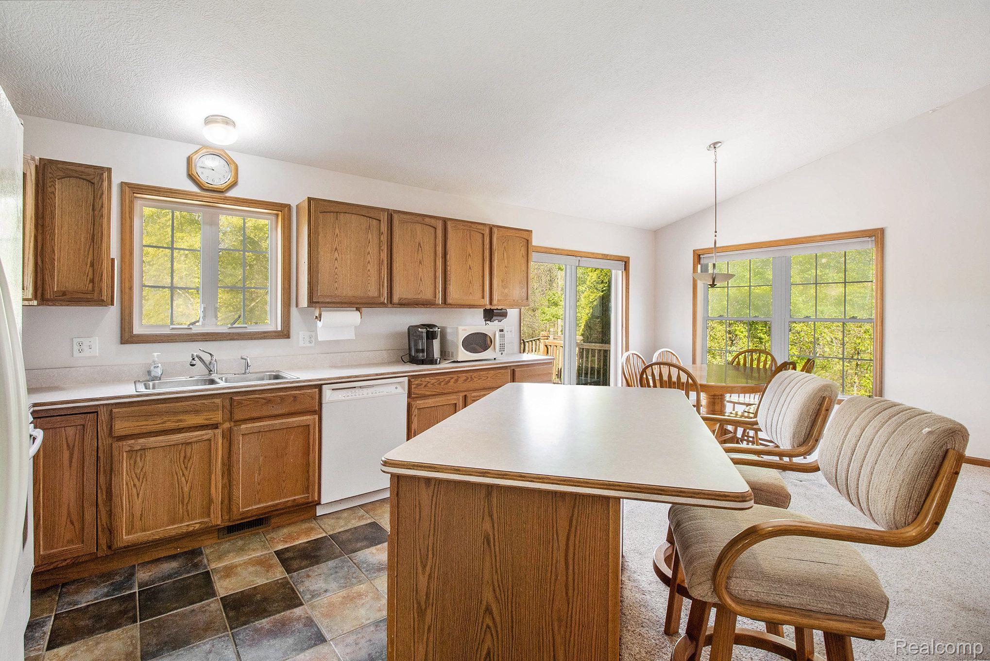 3784 East Allen Road Howell, MI 48855 - Photo 11 of 42 Gallery Image 11