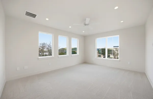$875,000 | 9504 Harbor Drive, Jonestown, TX 78645