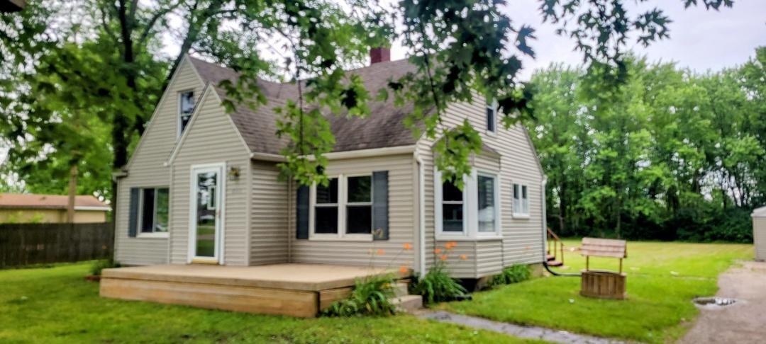 8098 Corunna Road Flint, MI 48532 - Photo 2 of 24 50147009-93c27ee2-180b-4602-98a4-fb7bfb76d9d6.JPG