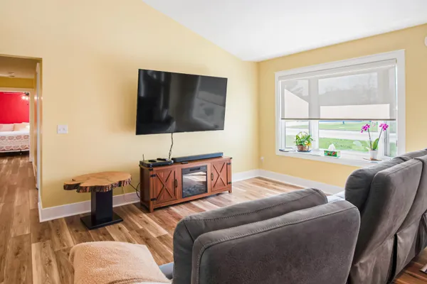 $295,000 | 3578 North River Road, Fort Gratiot, MI 48059