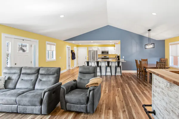 $295,000 | 3578 North River Road, Fort Gratiot, MI 48059