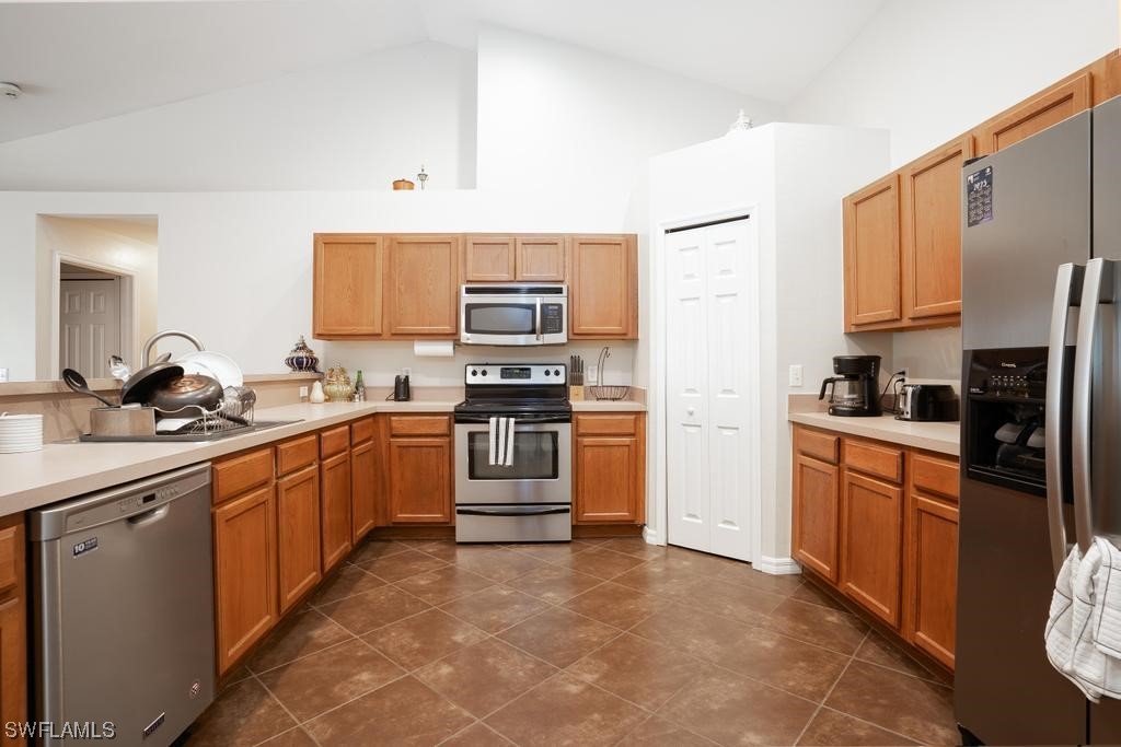 3008 Northeast 2nd Ave  