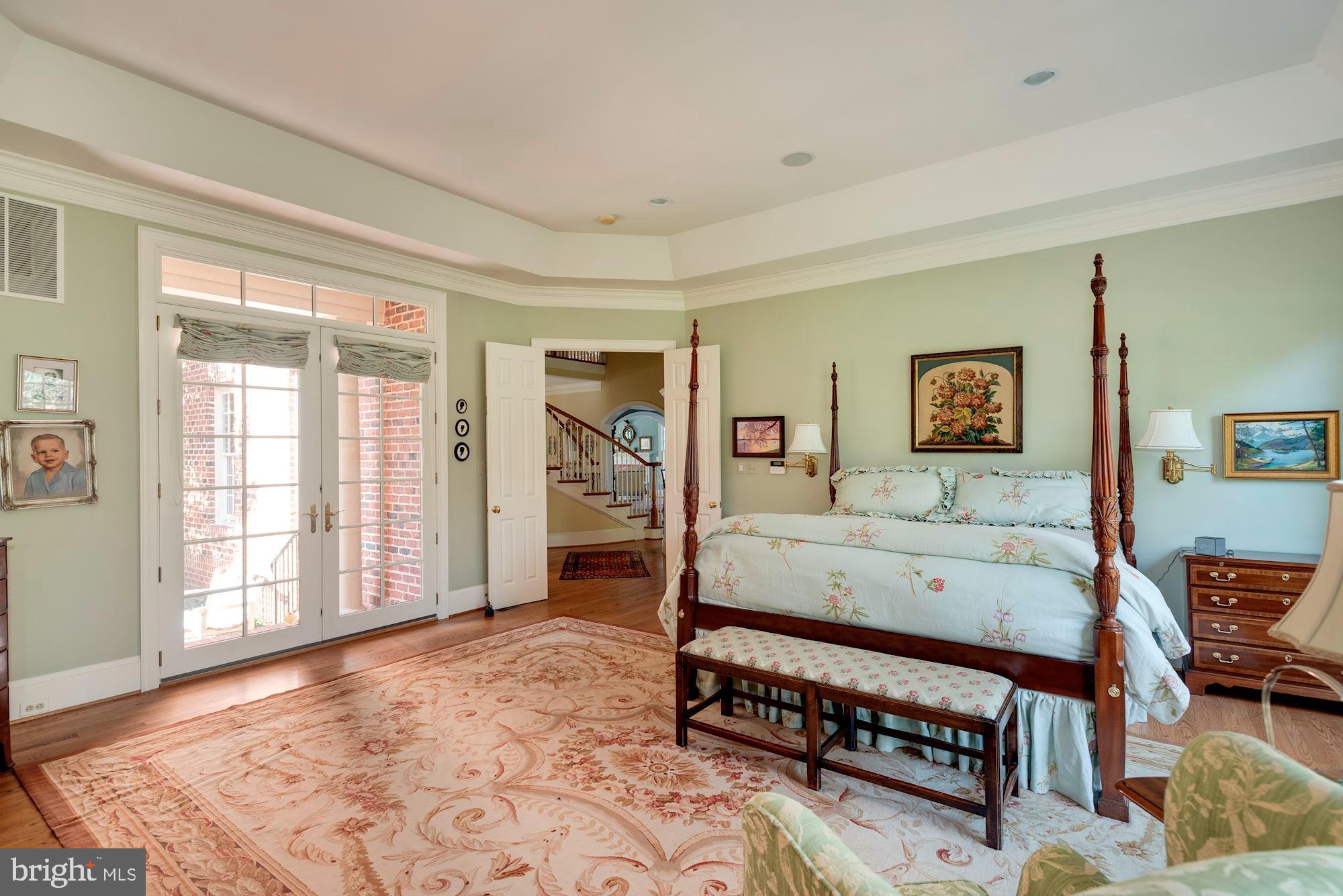 1099 Langley Fork Lane McLean, VA 22101 - Photo 20 of 33 a living room with furniture and a window