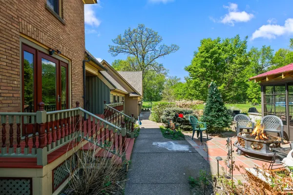 $1,500,000 | 3375 Stark Road Northeast, Cambridge, MN 55008