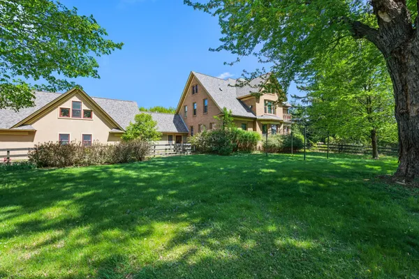 $1,500,000 | 3375 Stark Road Northeast, Cambridge, MN 55008