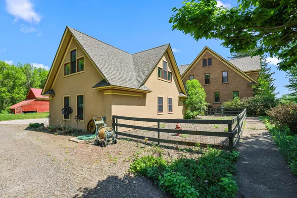 $1,500,000 | 3375 Stark Road Northeast, Cambridge, MN 55008