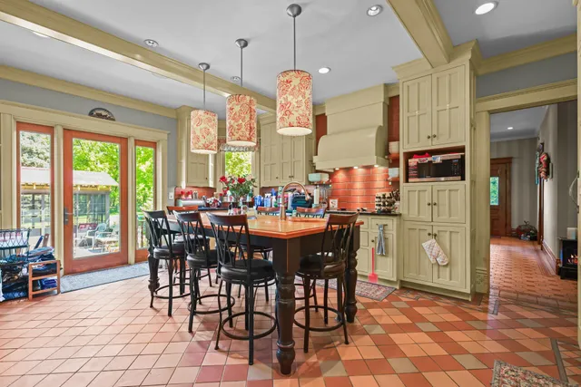 $1,500,000 | 3375 Stark Road Northeast, Cambridge, MN 55008