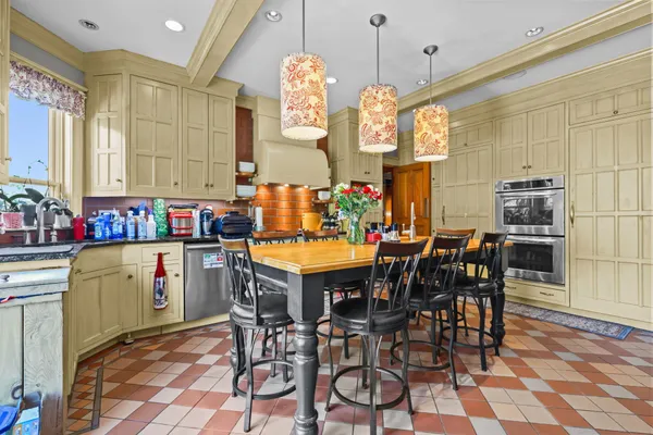 $1,500,000 | 3375 Stark Road Northeast, Cambridge, MN 55008