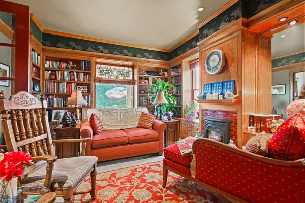 $1,500,000 | 3375 Stark Road Northeast, Cambridge, MN 55008