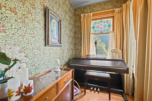 $1,500,000 | 3375 Stark Road Northeast, Cambridge, MN 55008