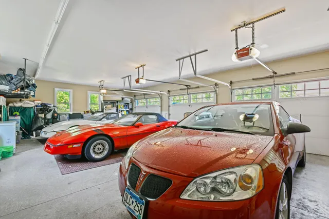 $1,500,000 | 3375 Stark Road Northeast, Cambridge, MN 55008