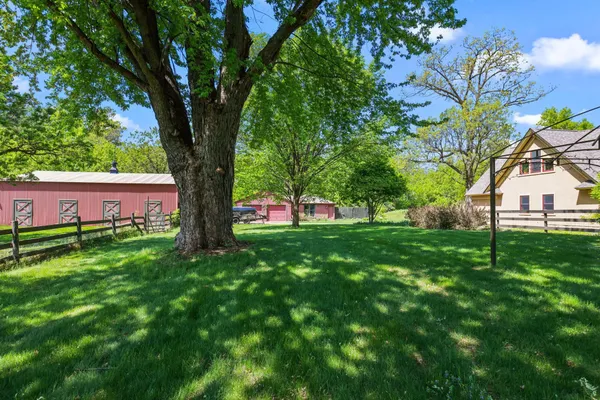 $1,500,000 | 3375 Stark Road Northeast, Cambridge, MN 55008