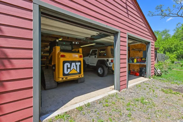 $1,500,000 | 3375 Stark Road Northeast, Cambridge, MN 55008