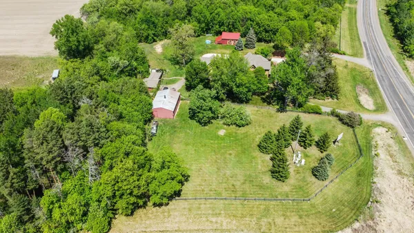 $1,500,000 | 3375 Stark Road Northeast, Cambridge, MN 55008