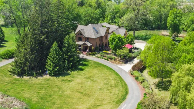 $1,500,000 | 3375 Stark Road Northeast, Cambridge, MN 55008