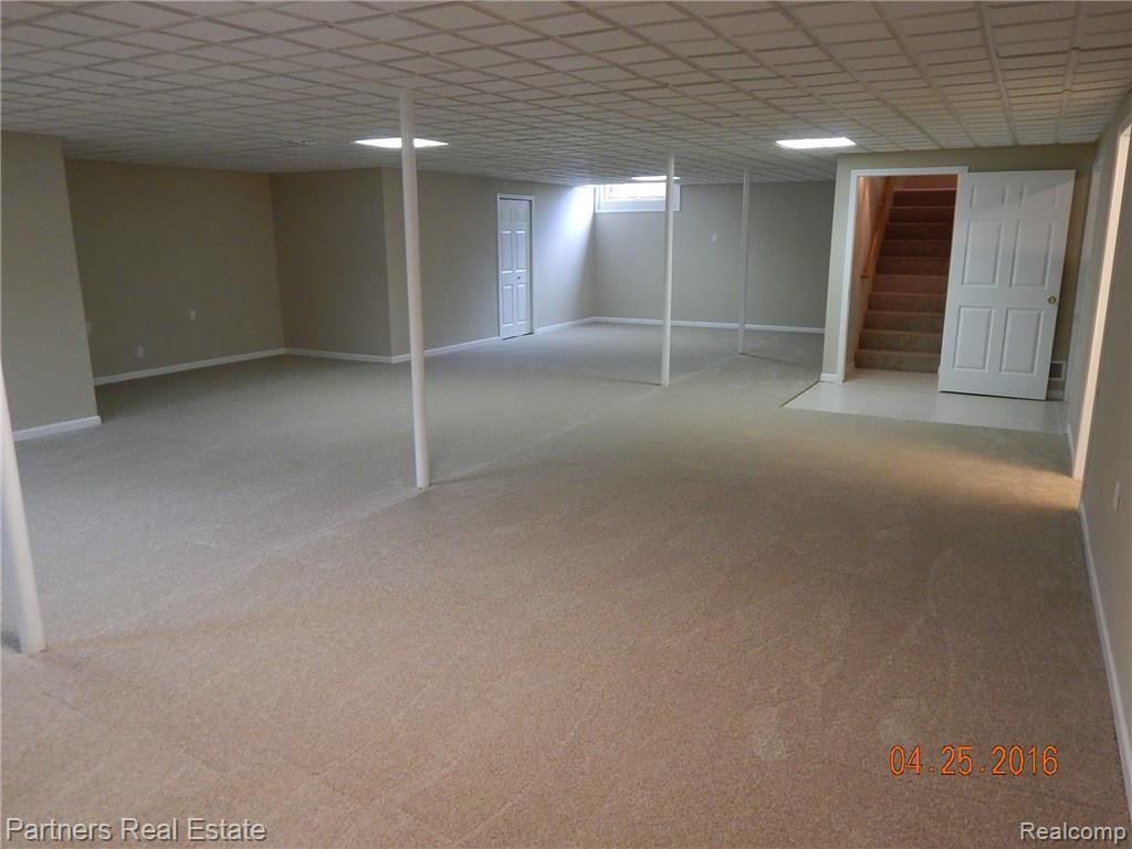 3026 Sanitorium Road Howell, MI 48843 - Photo 26 of 38 DSCN1237.JPG