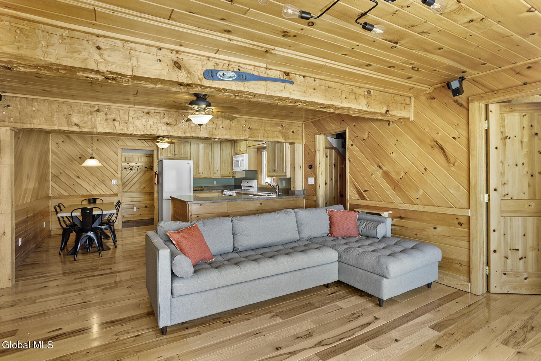 28 Nacy Road Queensbury, NY 12845 - Photo 8 of 30 28 Nacy Rd - Lake George - 15