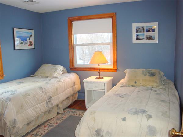 26 Longview Road Framingham, MA 01701 - Photo 11 of 14 Gallery Image 11