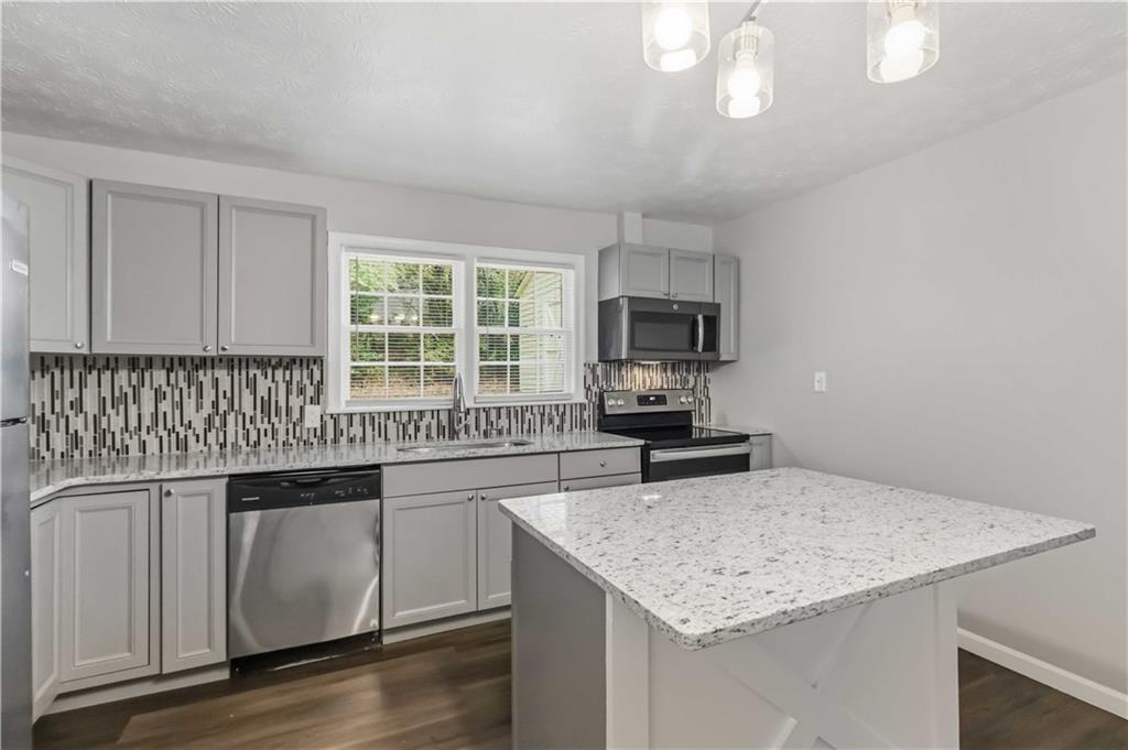 302 Fayetteville Road Jonesboro, GA 30236 - Photo 12 of 31
