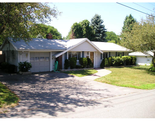 12 Waterhouse Road Stoneham, MA 02180 - Photo 1 of 8 Gallery Image 1