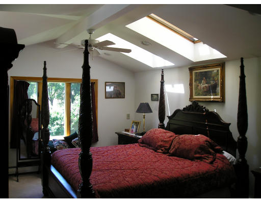 12 Waterhouse Road Stoneham, MA 02180 - Photo 5 of 8 Gallery Image 5