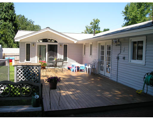 12 Waterhouse Road Stoneham, MA 02180 - Photo 7 of 8 Gallery Image 7