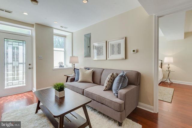 $354,000 | 1124 E Street Northeast, Unit E, Washington, DC 20002