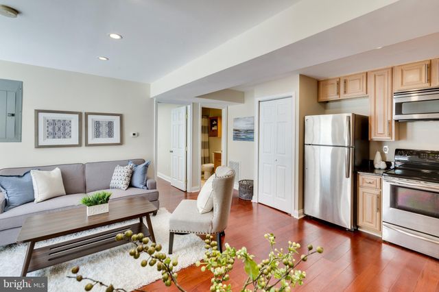 $354,000 | 1124 E Street Northeast, Unit E, Washington, DC 20002