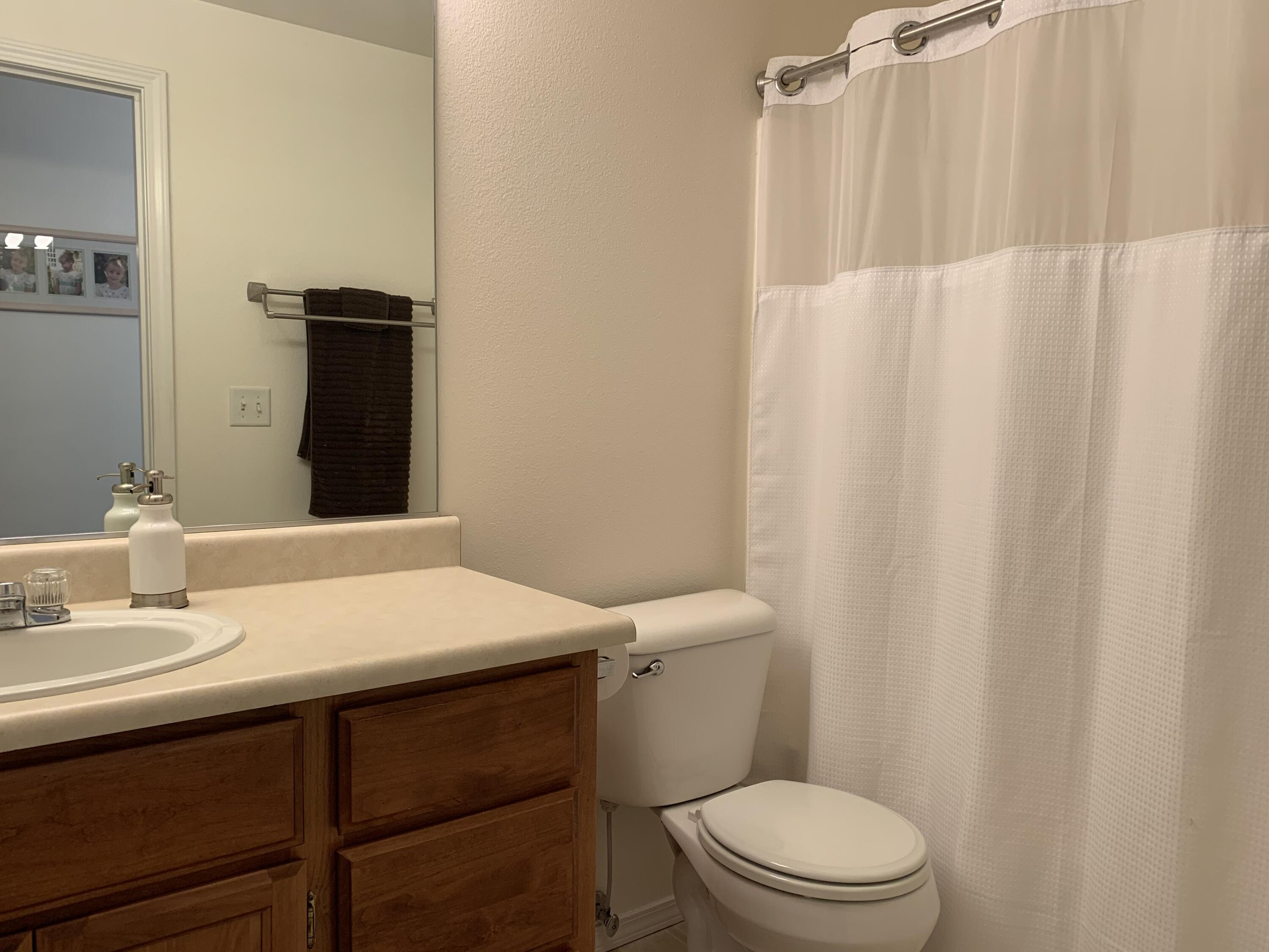 644 Andrea Way Eagle Point, OR 97524 - Photo 21 of 36 IMG-3971