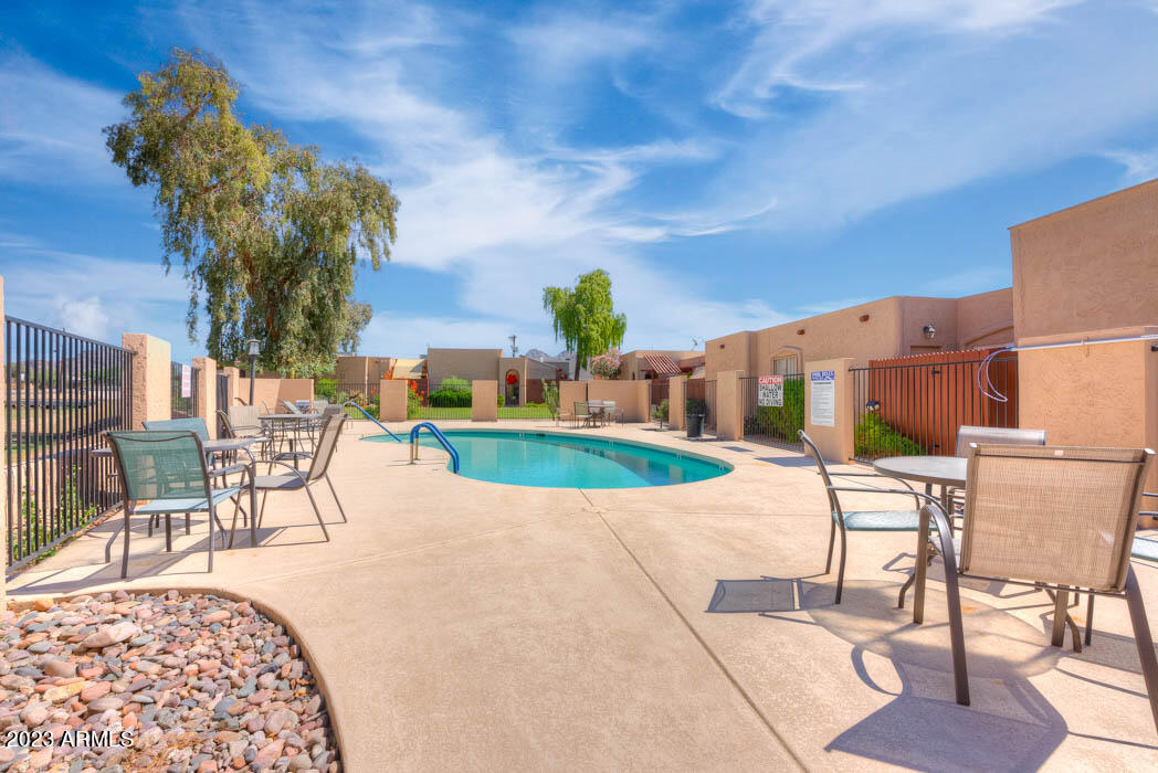1046 East Pueblo Road Phoenix, AZ 85020 - Photo 14 of 28 DSC08455_6_7_8_9-Edit