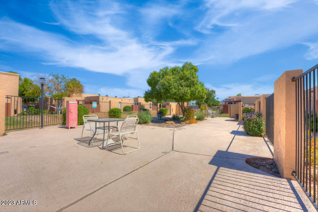 1046 East Pueblo Road Phoenix, AZ 85020 - Photo 17 of 28 DSC08475_6_7_8_9-Edit