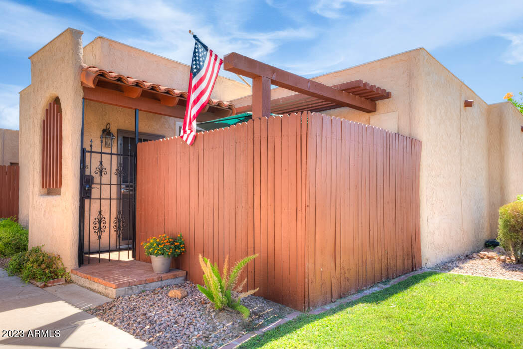 1046 East Pueblo Road Phoenix, AZ 85020 - Photo 18 of 28 DSC08465_6_7_8_9-Edit
