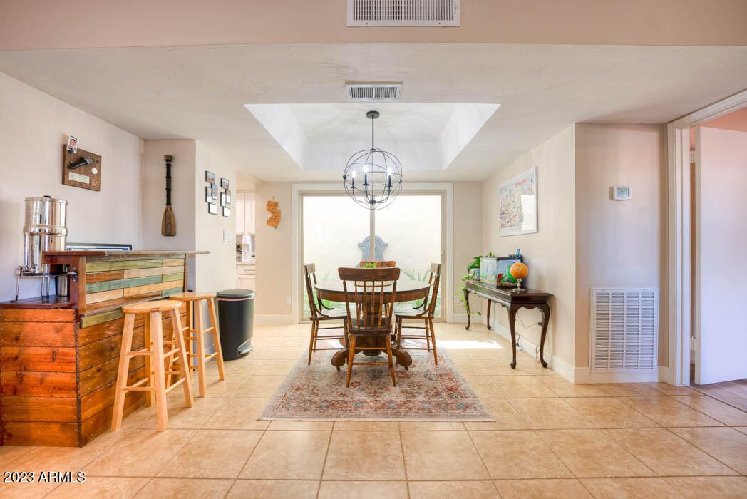 1046 East Pueblo Road Phoenix, AZ 85020 - Photo 3 of 28 DSC08386_87_88_89_90