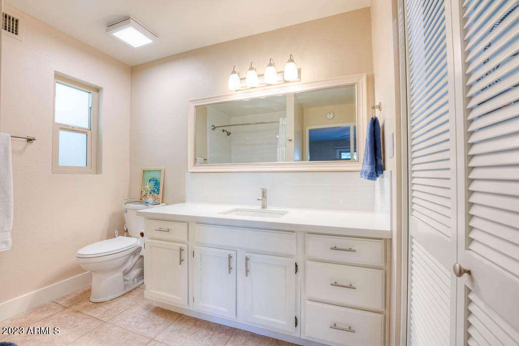 1046 East Pueblo Road Phoenix, AZ 85020 - Photo 7 of 28 DSC08408_09_10_11_12