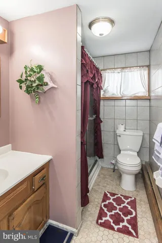 $489,900 | 1036 Oakwood Drive, Warminster, PA 18974