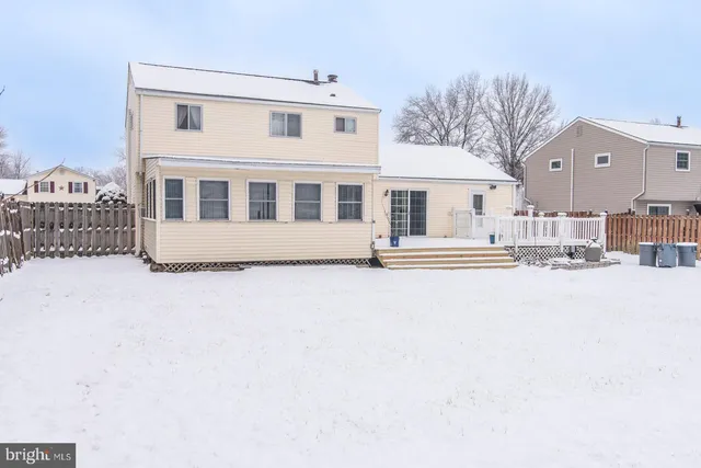 $489,900 | 1036 Oakwood Drive, Warminster, PA 18974