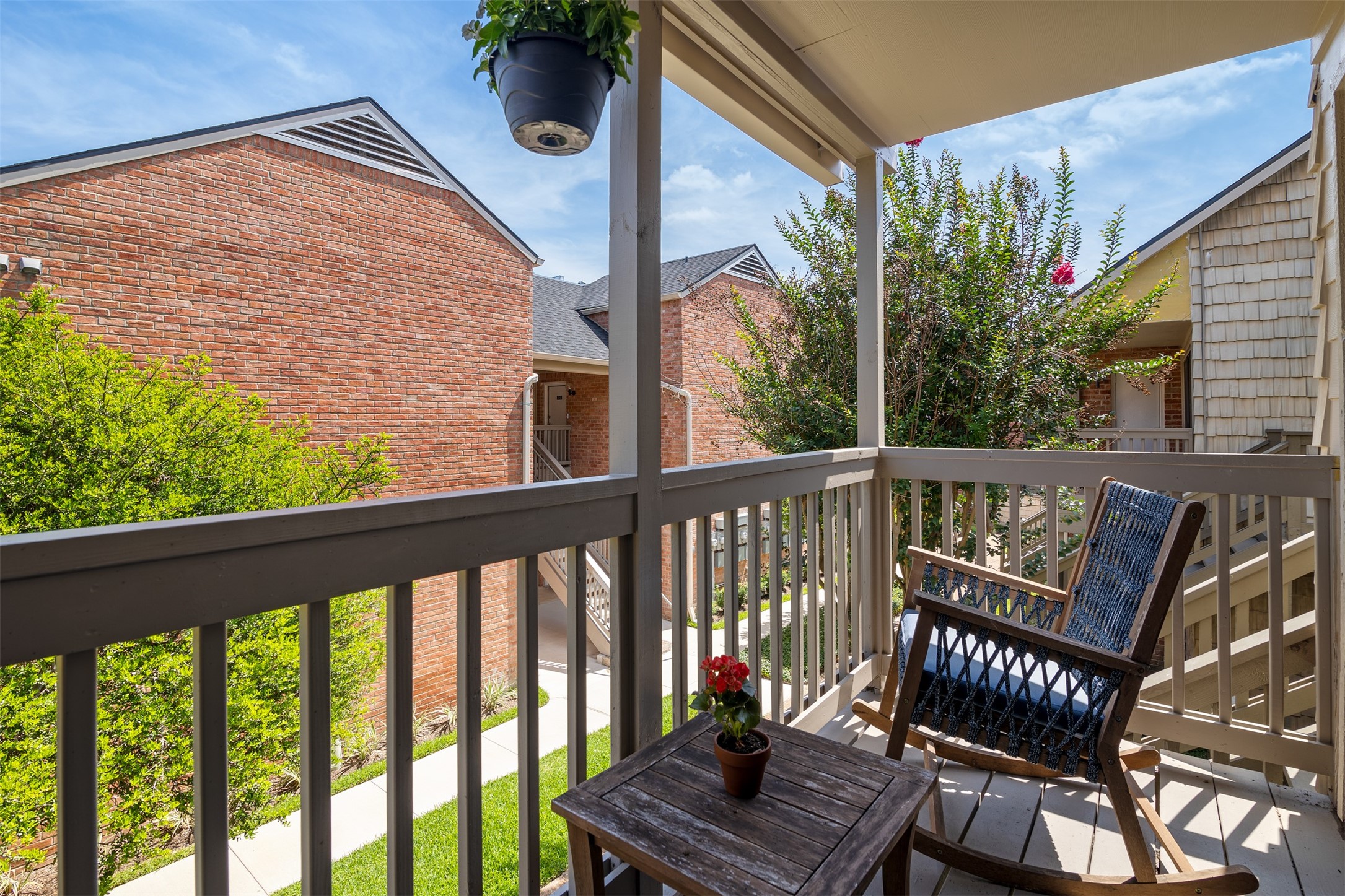 2829 Timmons Lane, Unit 228 Houston, TX 77027 - Photo 4 of 27