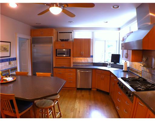 56 Scott Street Pawtucket, RI 02860 - Photo 7 of 20 Kitchen.