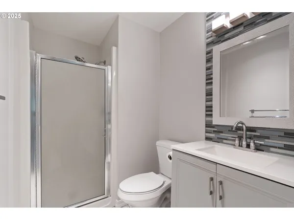 $270,000 | 8720 Southwest Tualatin Road, Unit 110, Tualatin, OR 97062