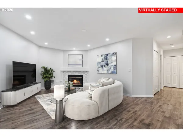 $270,000 | 8720 Southwest Tualatin Road, Unit 110, Tualatin, OR 97062