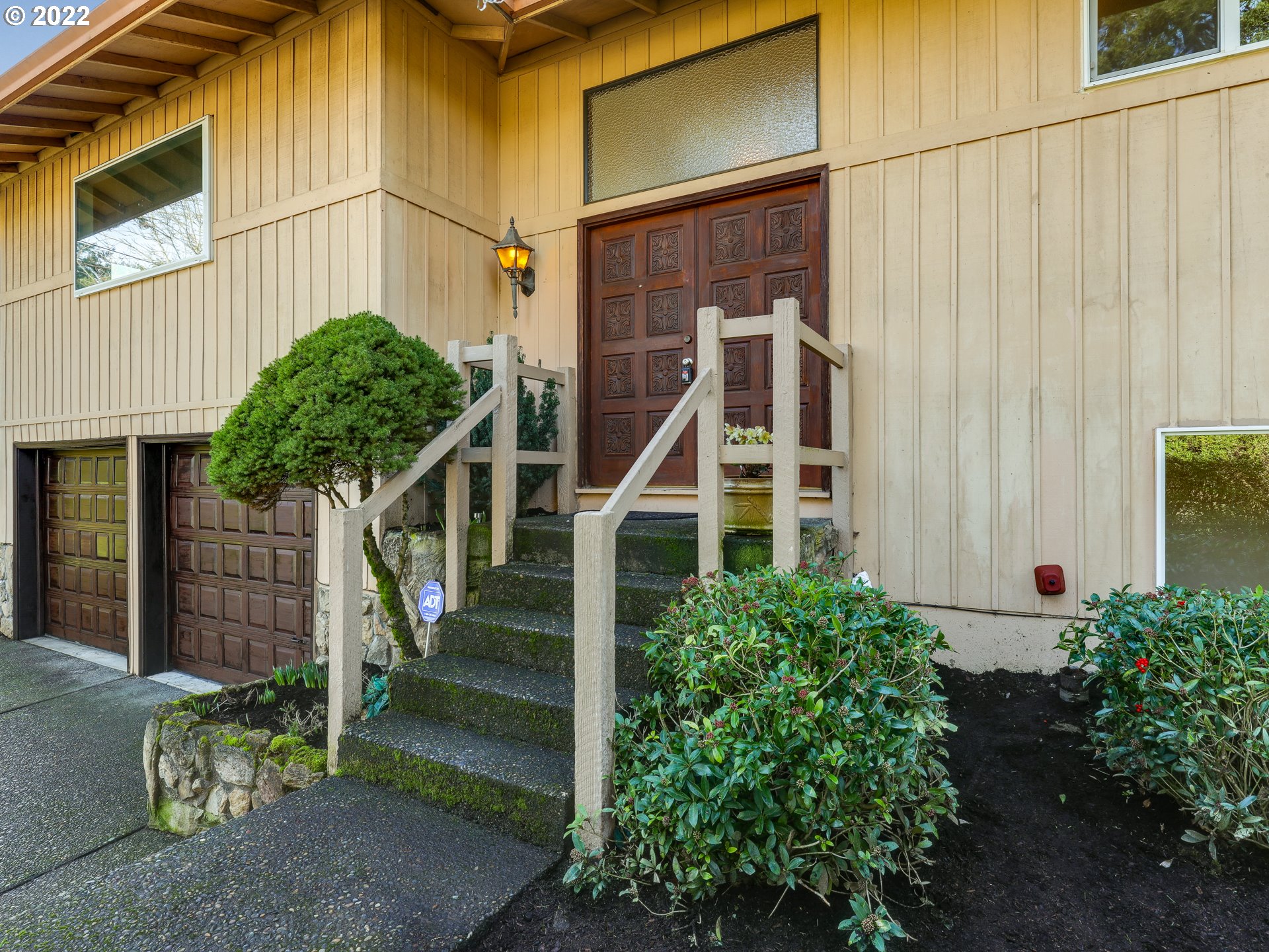 4230 Southwest Alfred Street Portland, OR 97219 - Photo 3 of 32 Gallery Image 3