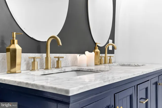 $282,500 | 565 South Christian Street, Lancaster, PA 17602